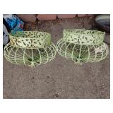 2 metal hanging flower pot holders