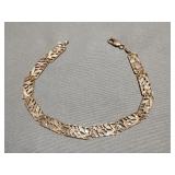 10KT gold bracelet