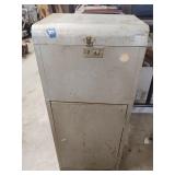 Metal store cabinet, has no key 36'x16'x12'