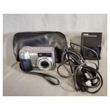 Kodak Easy Share Digital Camera with accessories