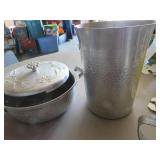 Hammered Aluminum Kitchenware Lot with Covered Dis