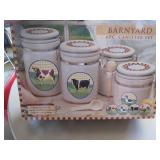 Barnyard 4-Piece Ceramic Canister Set With Latch S