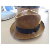 Dobbs Fifth Avenue Mens Fedora with Original Hat B