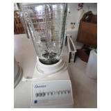 Osterizer Designer Cycle Blend Blender with Glass