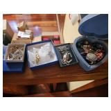 Small Collection of Costume Jewelry