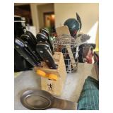Knife Block & Cooking Utensils