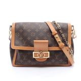 Dauphine Soft GM Monogram 2WAY Chain shoulder...