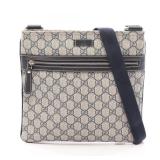 Gucci GG Supreme Shoulder Beige Navy