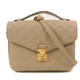 Louis Vuitton Pochette Metis Beige
