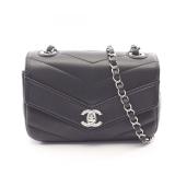Chanel Chevron V Stitch Black