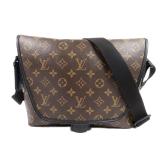 LV Magnetic Messenger Macassar