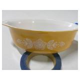 Vintage PYREX Dish Bowl Floral Design