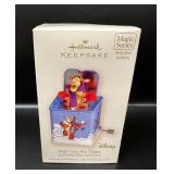 Hallmark Keepsake Ornament- Winnie the Pooh (4