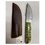 Damascus Fixed Blade Knife w/ Leather Sheath