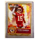 Patrick Mahomes 2017 Rookie Gems Gold rookie card