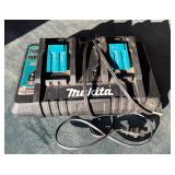Makita Two Port Multi-Charger