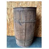 Vintage Wooden Barrel (18x4)