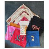 Lot of Vintage embroidered cloth table mat/napkins