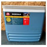 Igloo MaxCold Cooler 24Qt