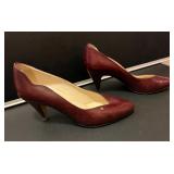 Vintage Etienne Aigner Red Leather Pumps (Size 7 1