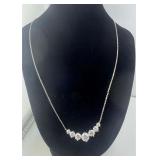 18Carat Diamonds Necklace with 7 stones pendant