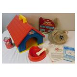 1980's Axlon Petster Cat & Pound Puppy Doghouse