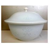 Lenox Swedish Lodge Collection Large Casserole 4qt