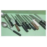 Contents of Kitchen Knife Drawer