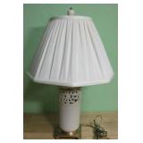 22' Brass & Plastic Base Lamp - Works