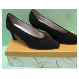 Connie Black Suede Shoes Size 7 B