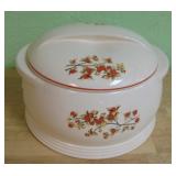 Vintage Universal Cambridge Covered Casserole Dish