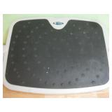 Business Source Desk Foot Rest 13' x 18'