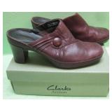 Clarks Artisan Red Lea Shoes Size 7M