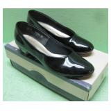 Hush Puppies Black Shoes Size 6-1/2M