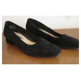 Womens Mootsies Tootsies Black Suede Size 9M