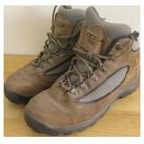 Men's Hi-Tec Boots - Size 11