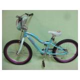20' Schwinn Deelite Girls Bicycle With Helmet