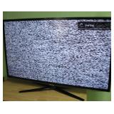 Samsung 49' Smart TV With Remote - Powers Up