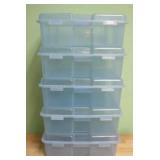 Five 17 X 13 X 6 Rubbermaid Hinge Lid Totes