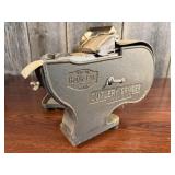 Vintage Trade Hook-Eye Cutlery Grinder