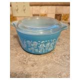 Pyrex Blue Amish Butterprint Bowl