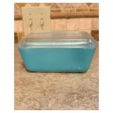 Pyrex Blue Refrigerator Dish