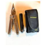Leatherman Wave Multi-Tool & Light