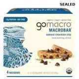 GOMACRO Organic Oatmeal Chocolate Chip Bars