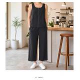 Black Sleeveless Top