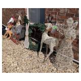 CHRISTMAS YARD DECOR