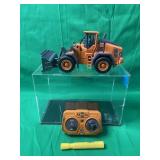 RC CONSTRUCTION WHEEL LOADER WITH DISPLAY CASE