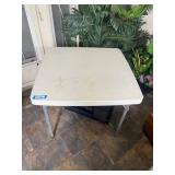 LIFETIME SQUARE TABLE