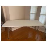 6 FT FT FOLDING TABLE