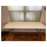 6 FT FT FOLDING TABLE